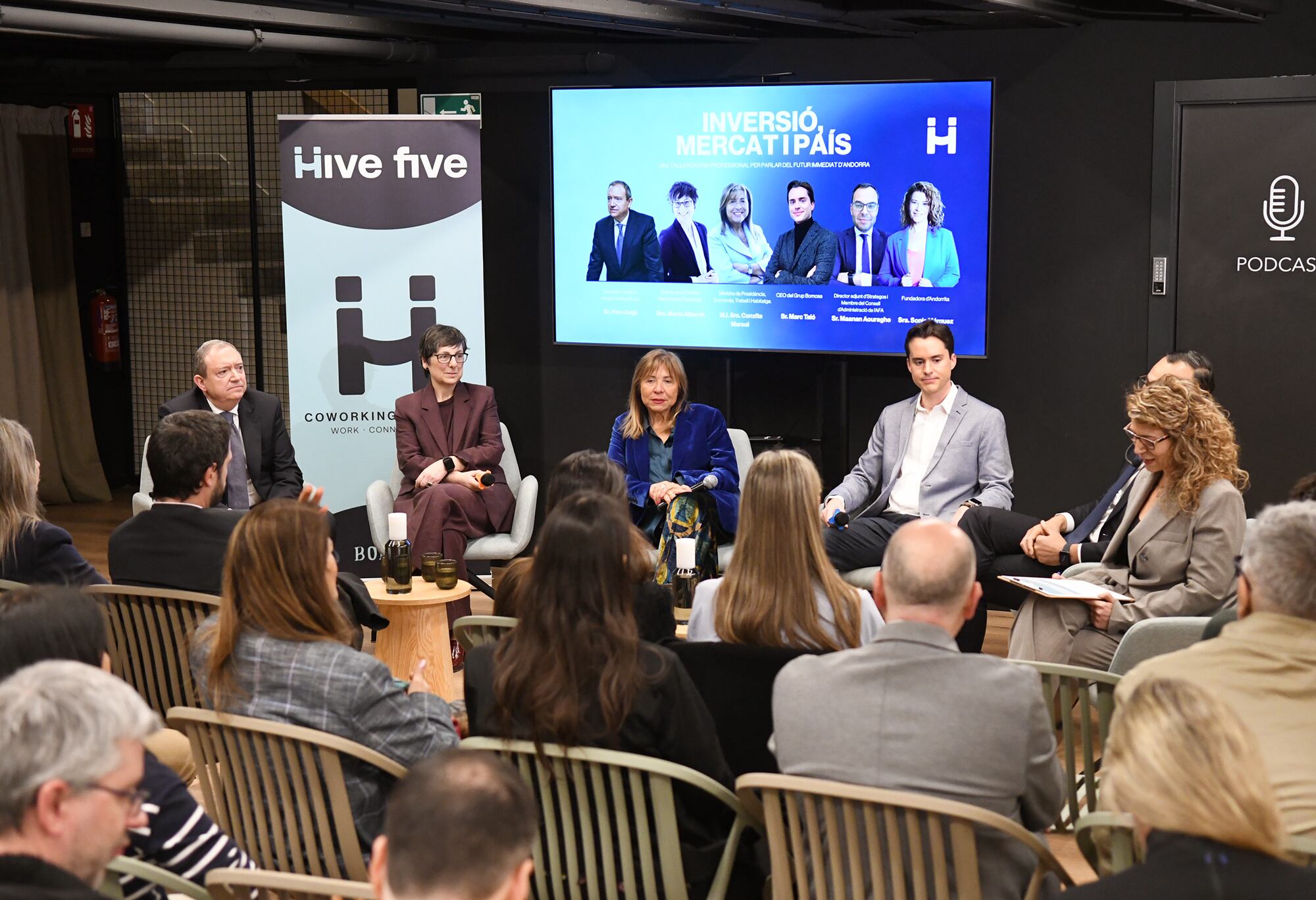 La ministra d'Habitatge Conxita Marsol, va participar en una taula rodona sobre inversió immobiliària