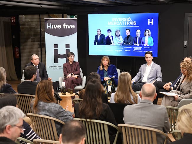 La ministra d'Habitatge Conxita Marsol, va participar en una taula rodona sobre inversió immobiliària