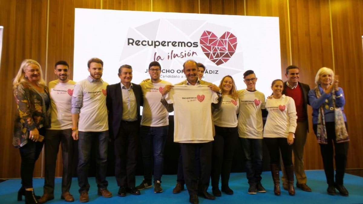 Juan José Ortiz (PP) presenta su candidatura a la alcaldía de Cádiz