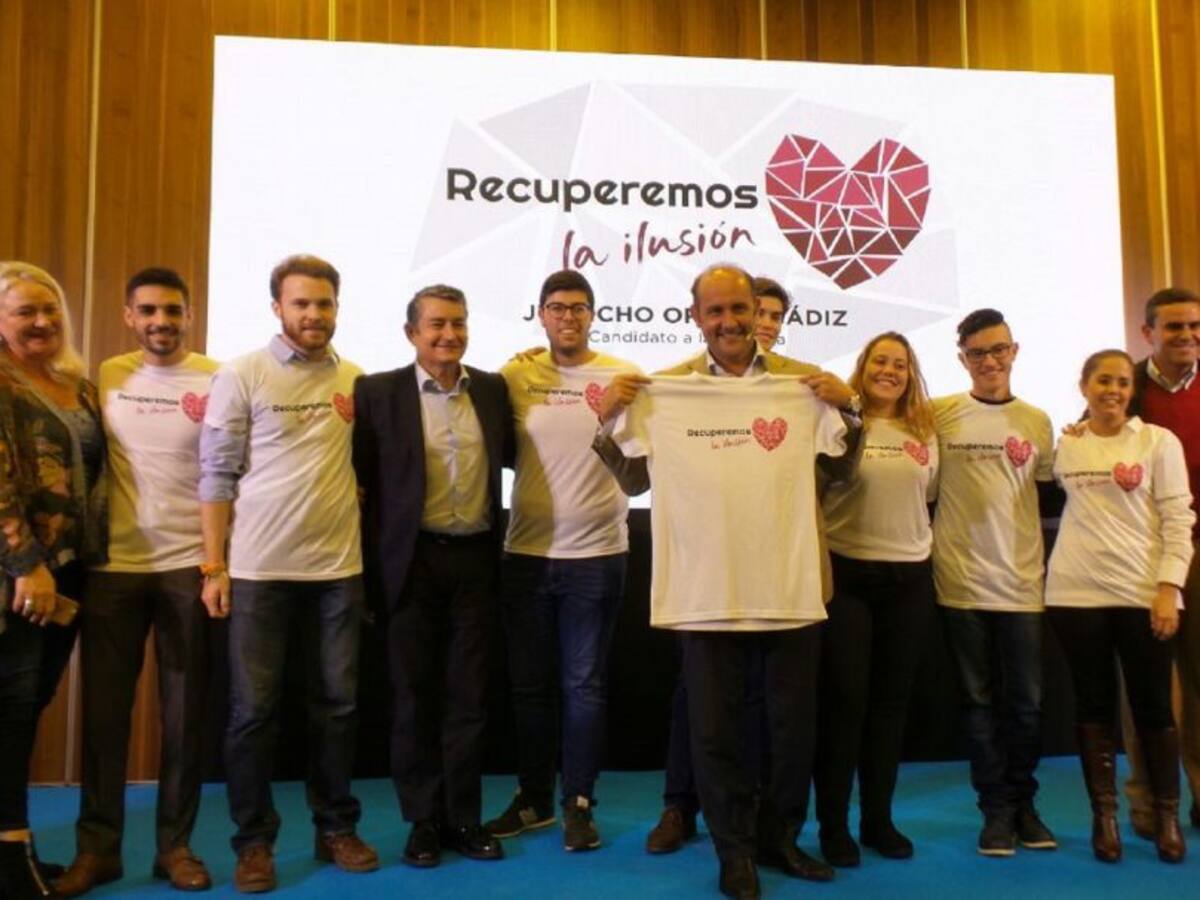 Juan José Ortiz (PP) presenta su candidatura a la alcaldía de Cádiz