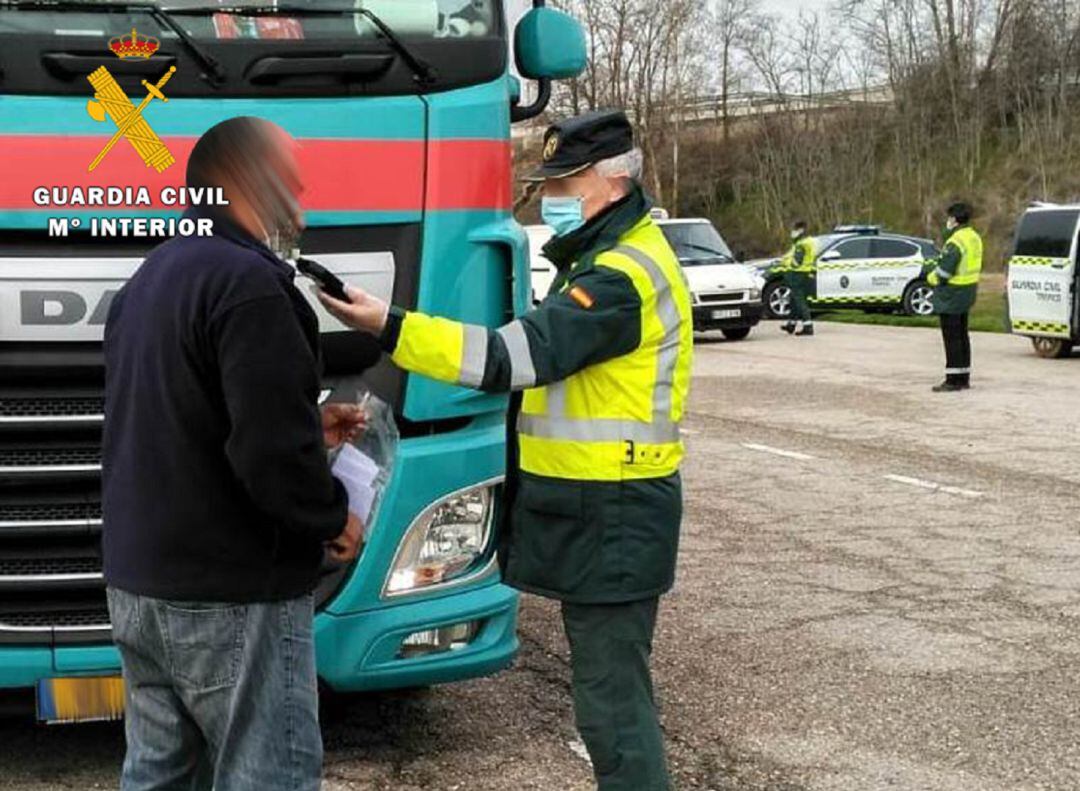 El conductor sextuplicó la tasa de alcoholemia