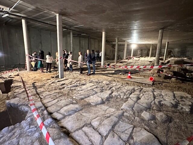 Parte de la calzada romana en el Círculo Católico de Huesca