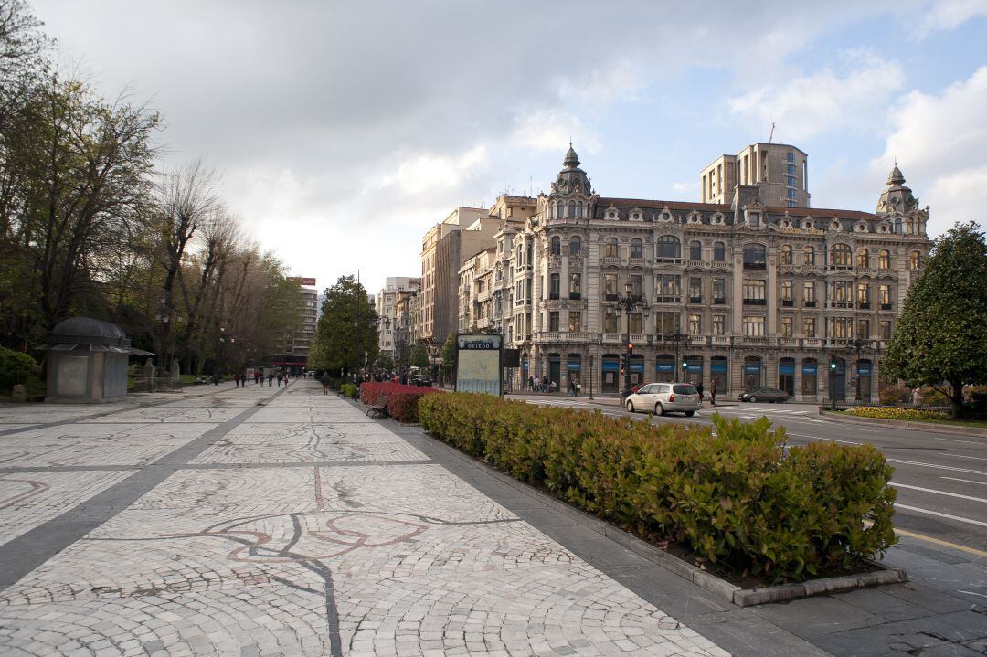 El Paseo de los Álamos en Oviedo. 