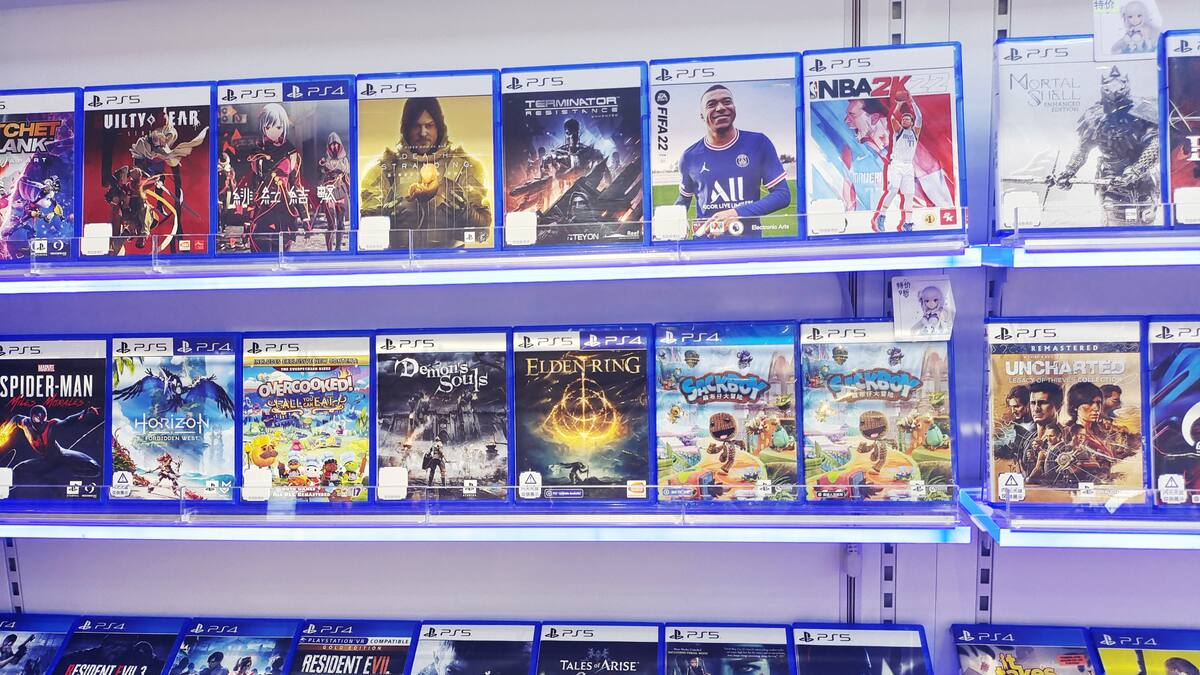 SER Jugones 9x18: El mercado del videojuego físico sigue fuerte en España