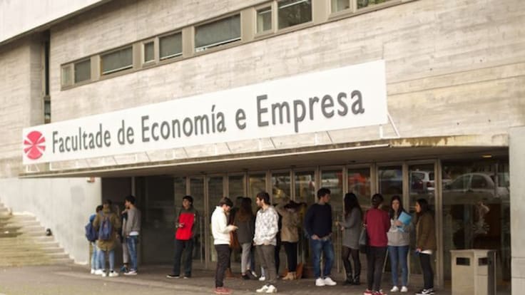 Entrevista a Julio Abalde, rector de la UDC (10/01/2022)