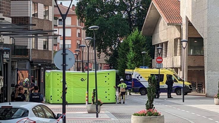 El hombre atrincherado en su casa de Leioa durante tres horas ha sido detenido por desórdenes públicos y amenazas