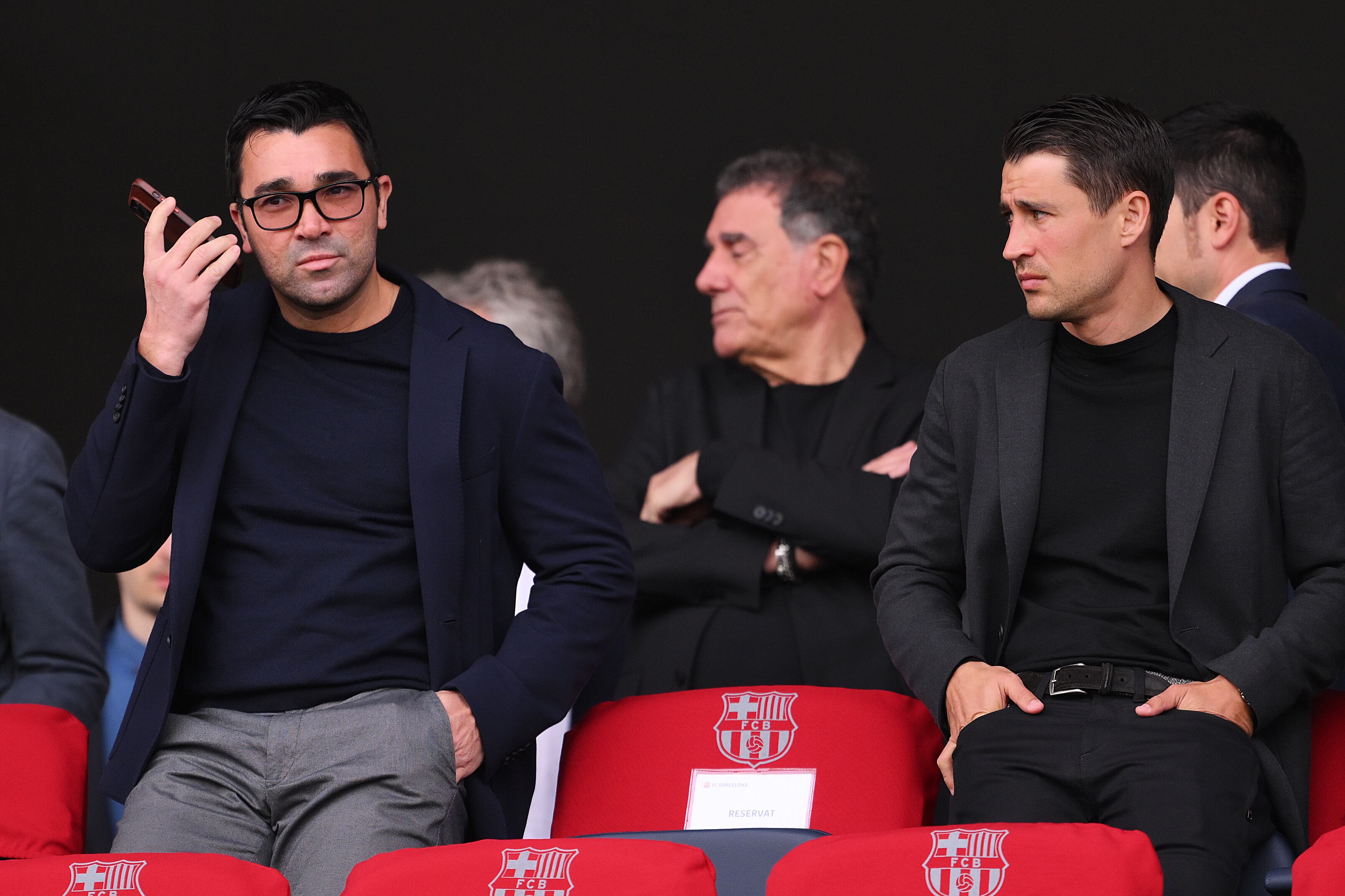 BARCELONA, SPAIN - MAY 19: Deco, sporting director of FC Barcelona looks on prior to the LaLiga EA Sports match between FC Barcelona and Rayo Vallecano at Estadi Olimpic Lluis Companys on May 19, 2024 in Barcelona, Spain. (Photo by David Ramos/Getty Images)