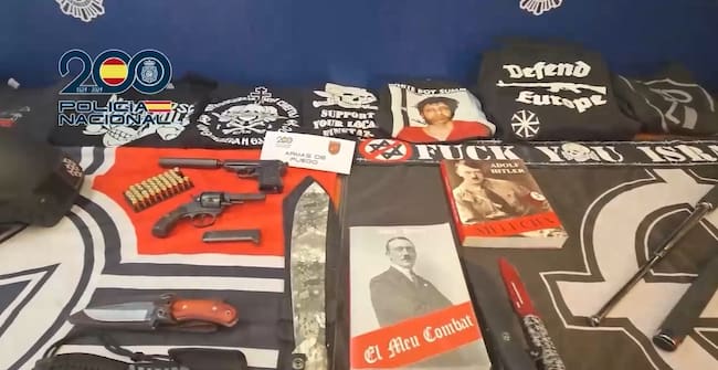Golpe policial a 'The Base', el grupo supremacista que se preparaba para desatar una "guerra racial en España".