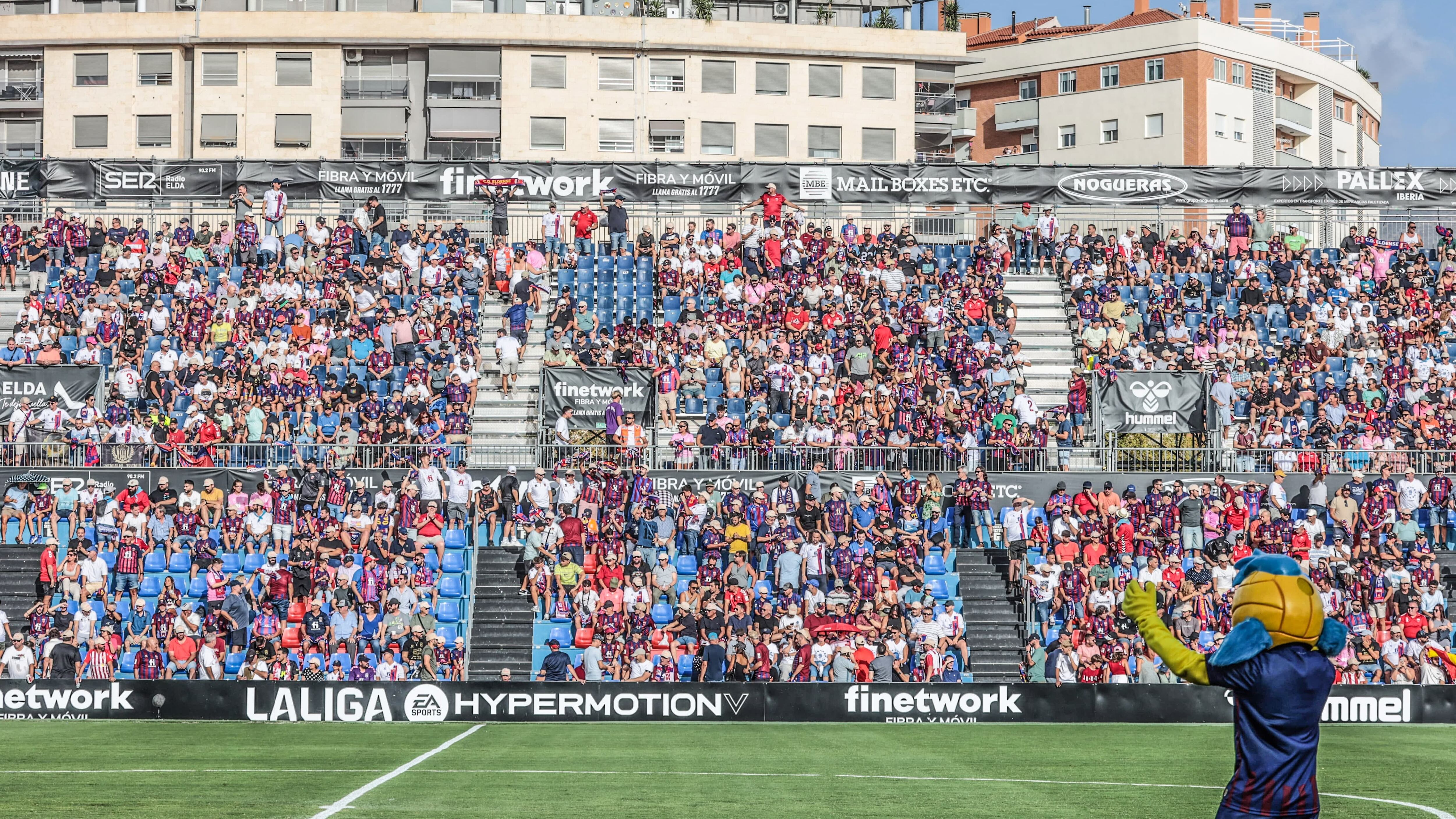 El Nuevo Pepico Amat de Elda tendrá que esperar para ver el Eldense - Huesca