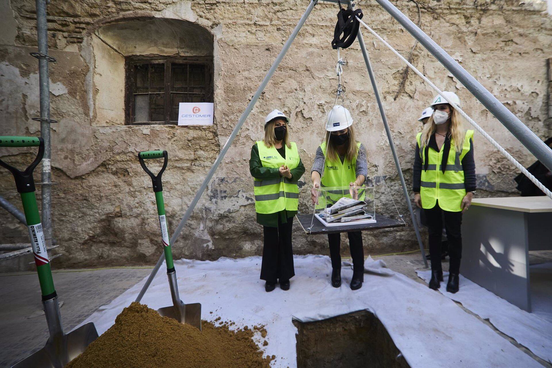 La consejera de Cultura y Patrimonio Histórico, Patricia del Pozo, durante la puesta de la primera piedra en el Museo del Flamenco de Jerez de la Frontera, a 26 de enero de 2022 en Cádiz (Andalucía, España) (Foto de archivo). - Joaquin Corchero - Europa Press - Archivo