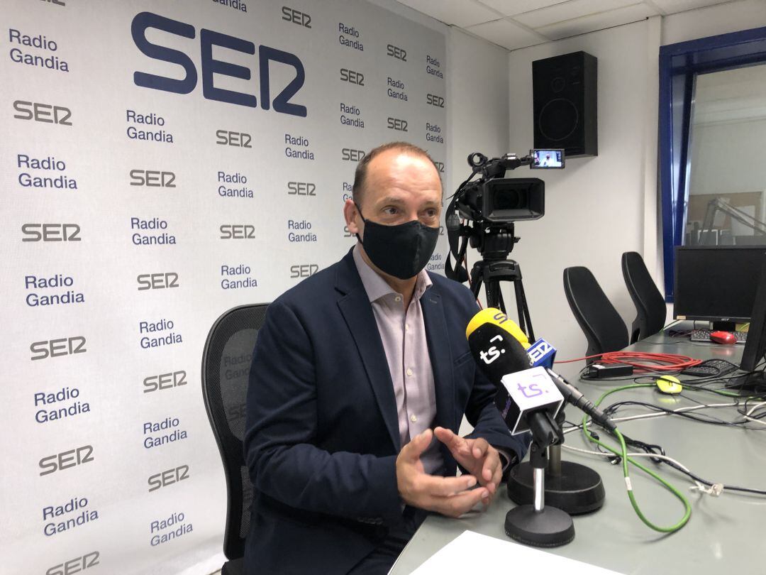 Conseller de Vivenda, Rubén Martínez Dalmau, en Radio Gandia SER