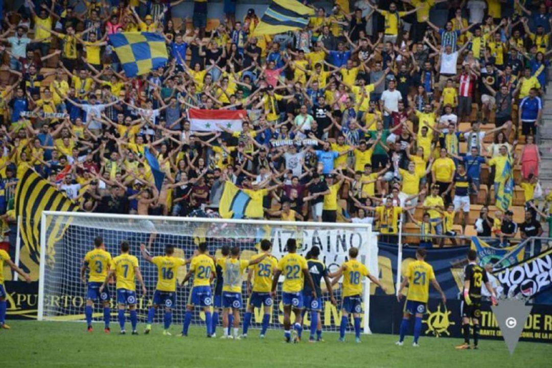 La afición cadista espera regresar a ver a su equipo este miércoles en el Trofeo Carranza.