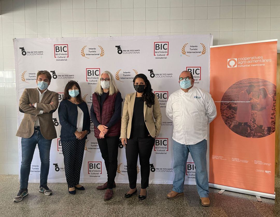 Los cinco componentes del jurado del I AOVE Fòrum Internacional