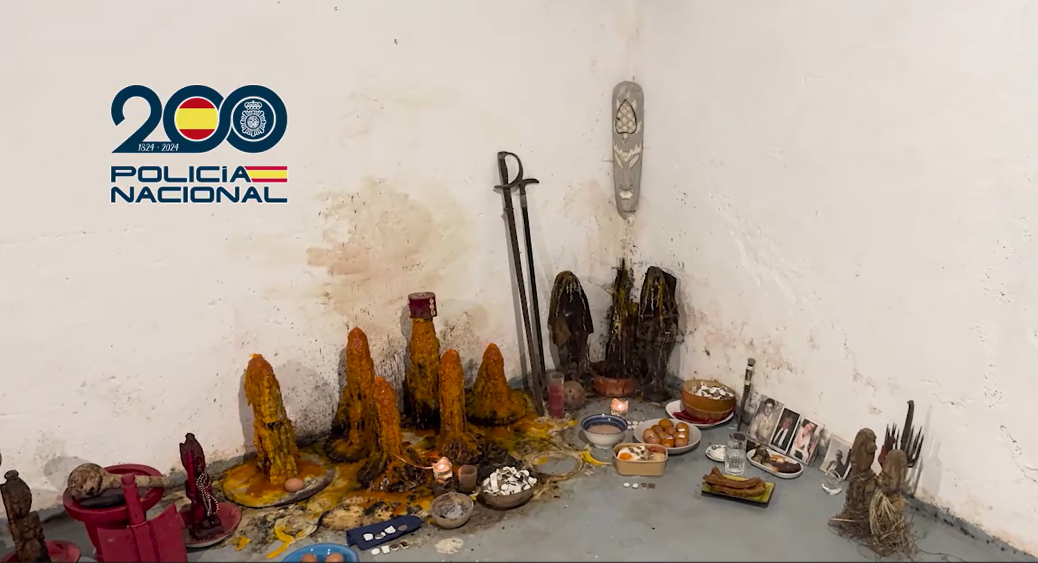 Imagen de los objetos interceptados por la Policía Nacional