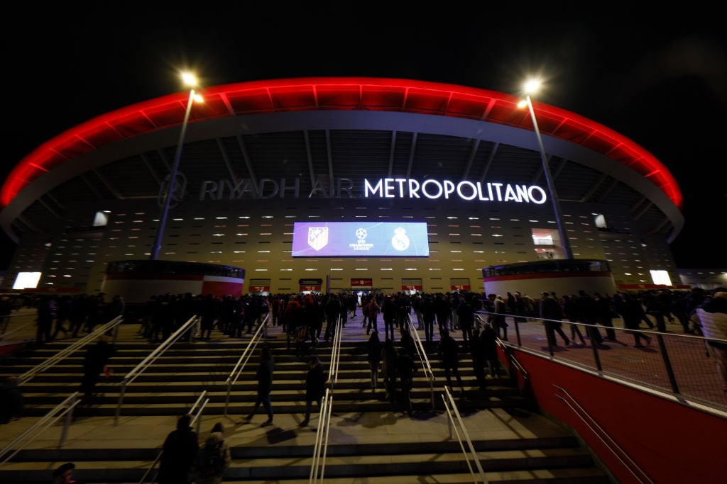 Imagen exterior del Metropolitano en la previa del Atlético - Real Madrid