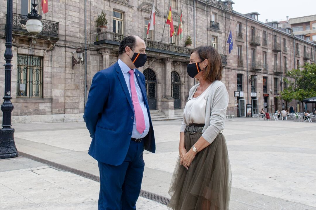 Joaquín Fernández Berjano y Marta Fernández Teijeiro