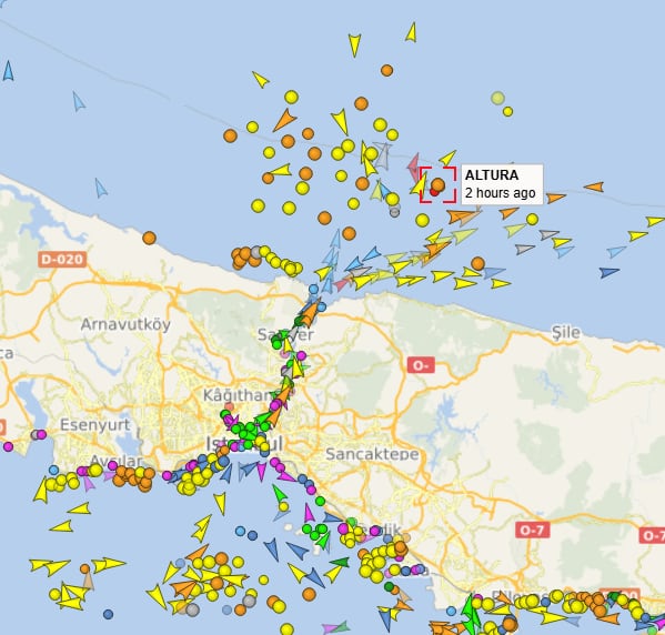 Ubicación del petrolero "Altura" cuando ha sido alcanzado por un dron submarino junto al Bósforo