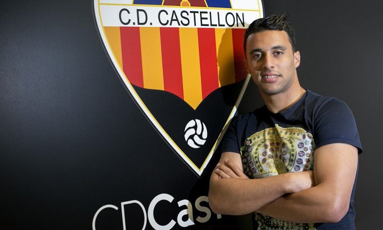 El mediocentro Rida Arkine