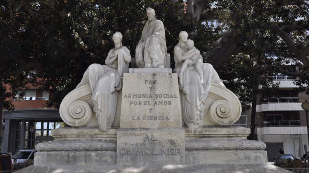 Moliner, pionero de la Salud Pública