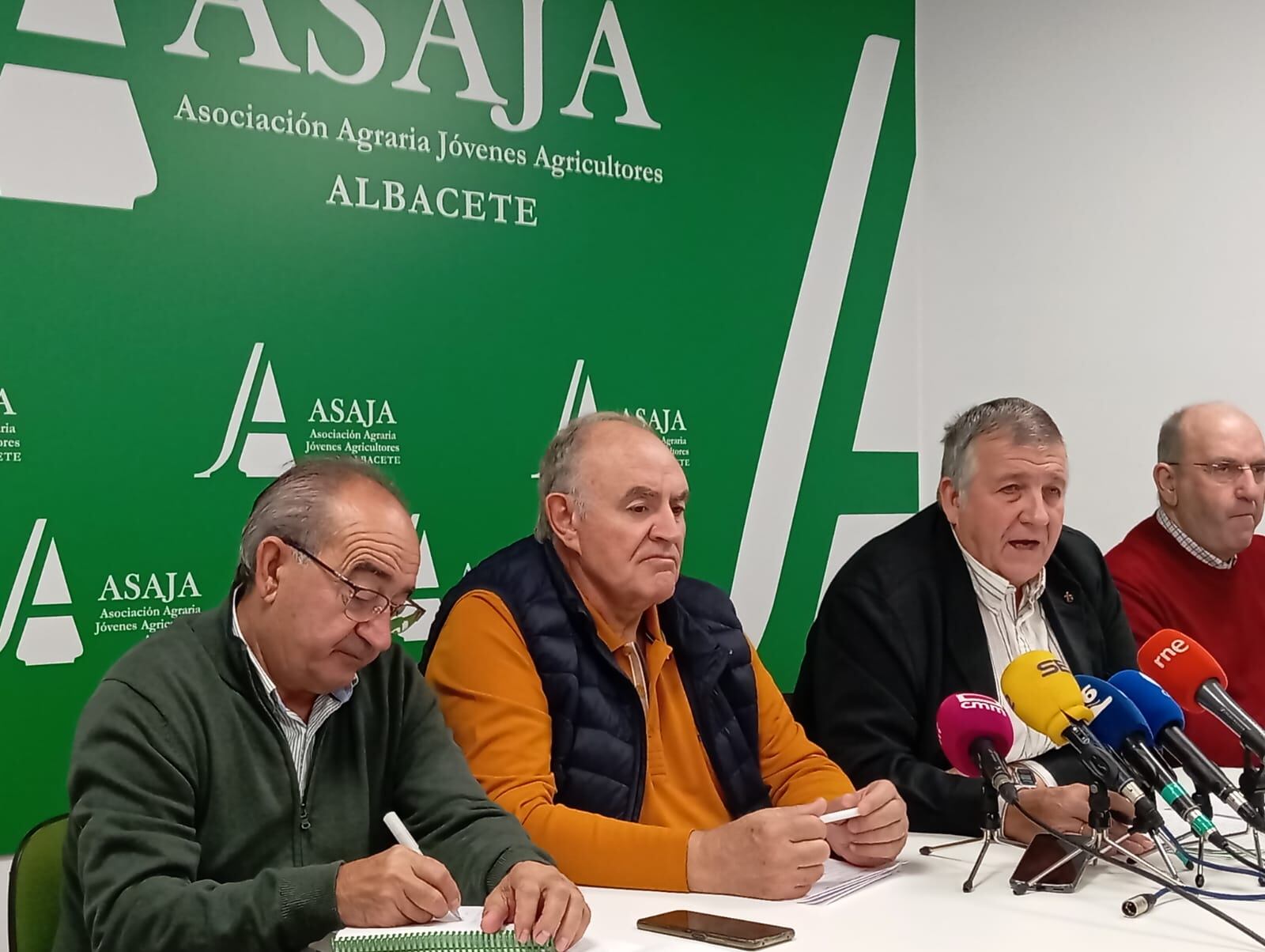 ASAJA alerta de la situación que atraviesa el cereal