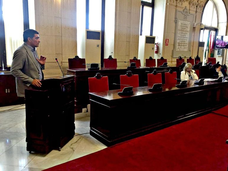 El exjefe de alcaldía, Javier Ferrer, durante su comparecencia en la comisión de investigación de Art Natura 