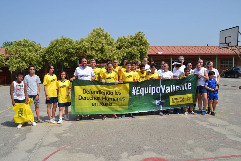 Partido de fútbol solidario