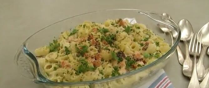 Pasta con salmón y torta del Casar, la receta de Martín Berasategui en 'Hoy por Hoy'