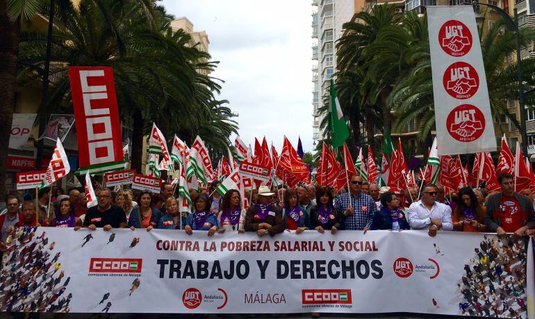 Cabecera de la manifestación que ha recorrido el centro de Málaga este domingo