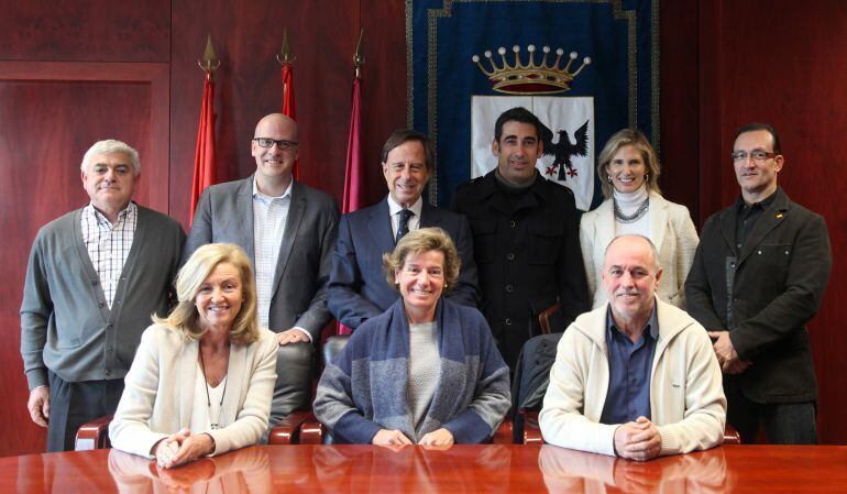 Firma de convenio entre el Ayuntamiento de Alcobendas y ONG's