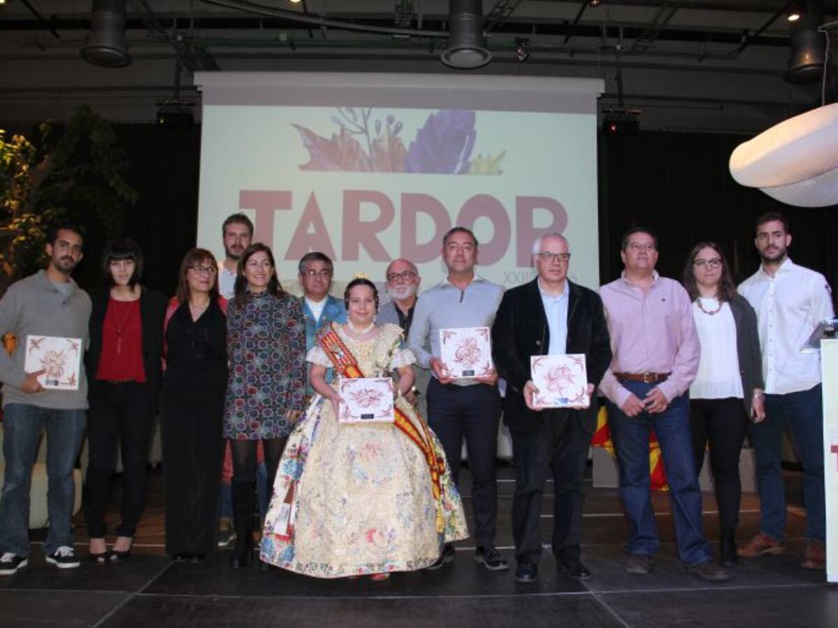 Las Fallas y Ricard Pérez recogen sus Premis de la Tardor en Dénia