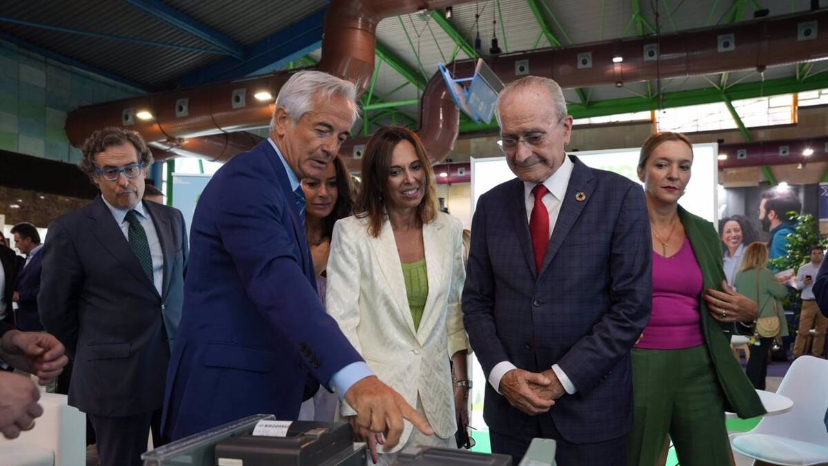 "El objetivo es reducir el tránsito diario de 52.000 vehículos en el área metropólitana de Málaga" R Blanco, consejera Transportes