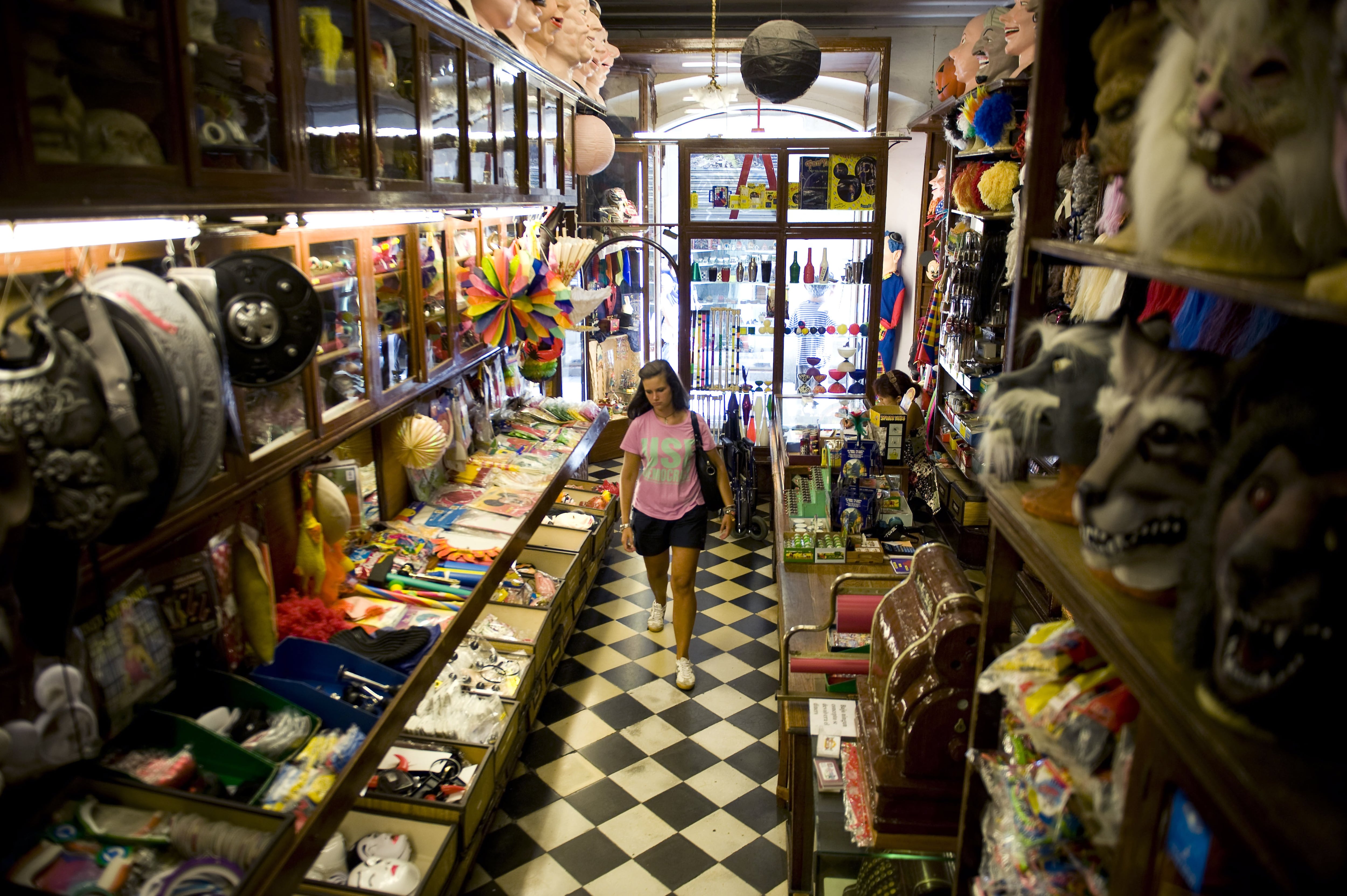 Foto de archivo de una tienda de disfraces en Barcelona