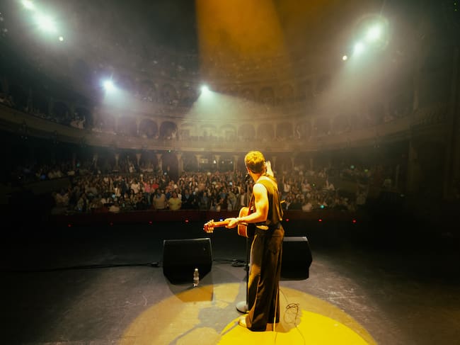 Concierto de Gonzalo Hermida en el Teatro Falla de Cádiz
