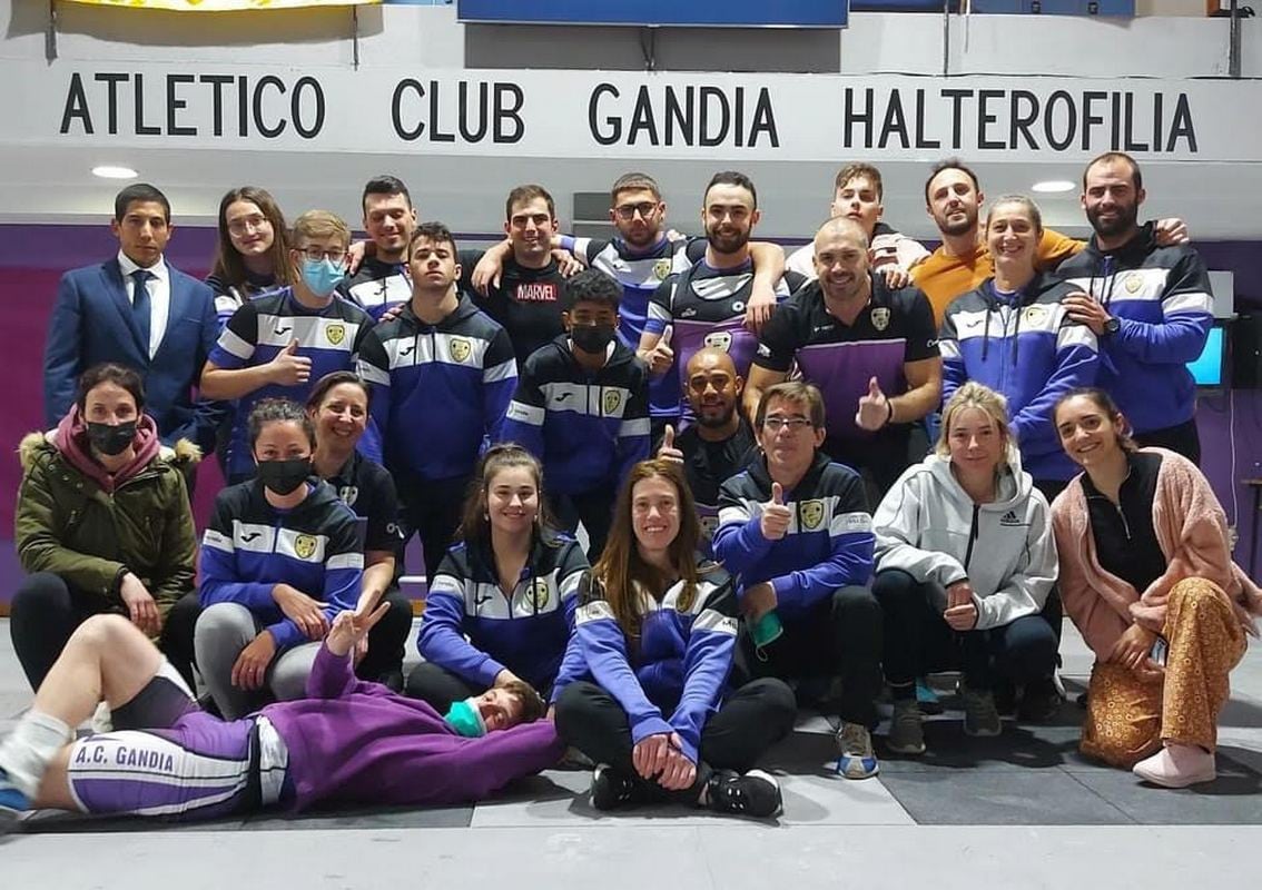 Integrantes del AC Gandia Halterofilia el pasado fin de semana.