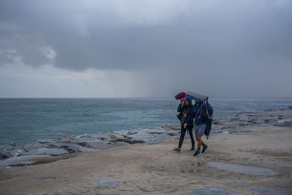 En caso de llegar a las costas españolas, Isaac sería una borrasca y tendría forma de lluvias, viento y mal estado del mar.