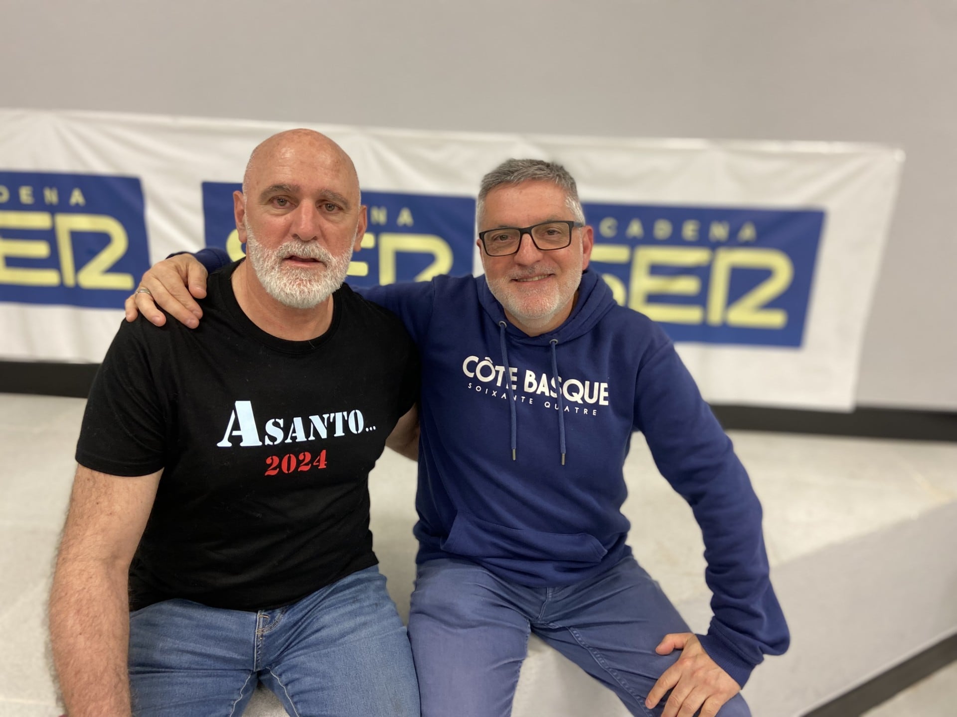 Jesús Pérez, a la izquierda