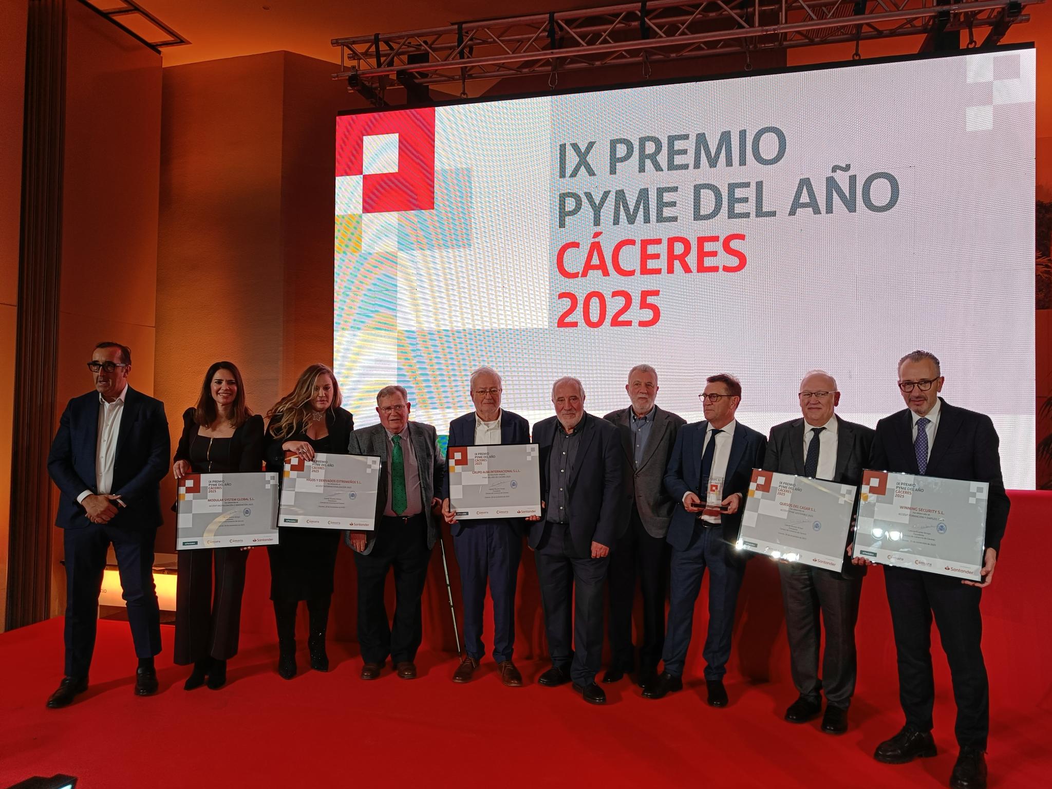 Los galardonados con los premios Pyme del año 2025 de la Cámara de Comercio de Cáceres