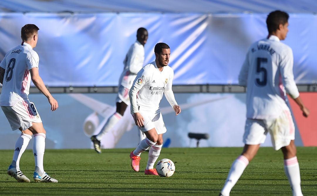 Hazard, en un partido con el Real Madrid