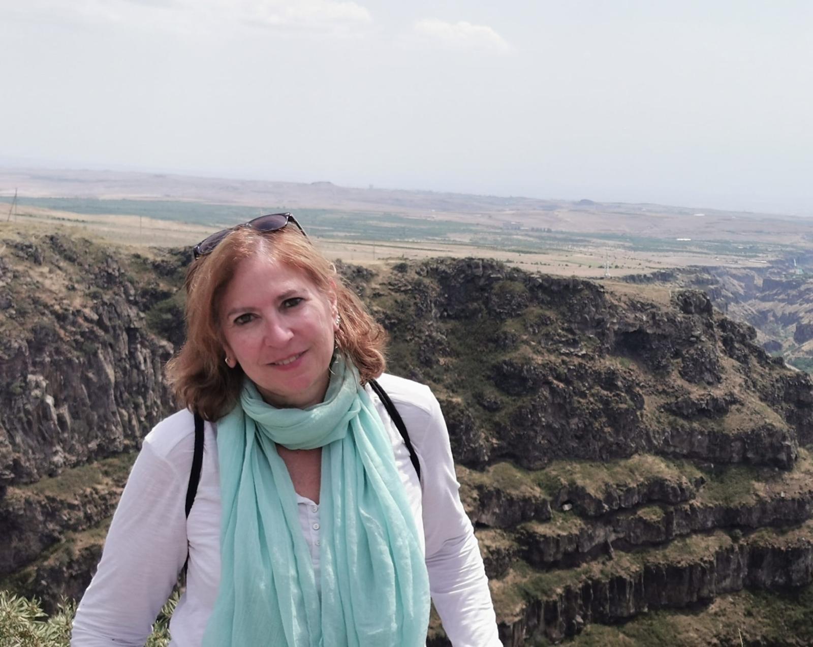 Rocío Millán,  responsable de la Unidad de Conservación y Recuperación de Suelos del CIEMAT, en uno de sus viajes