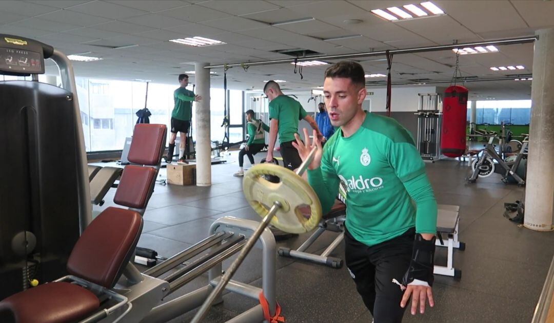 Álvaro Bustos en gym de La Albericia