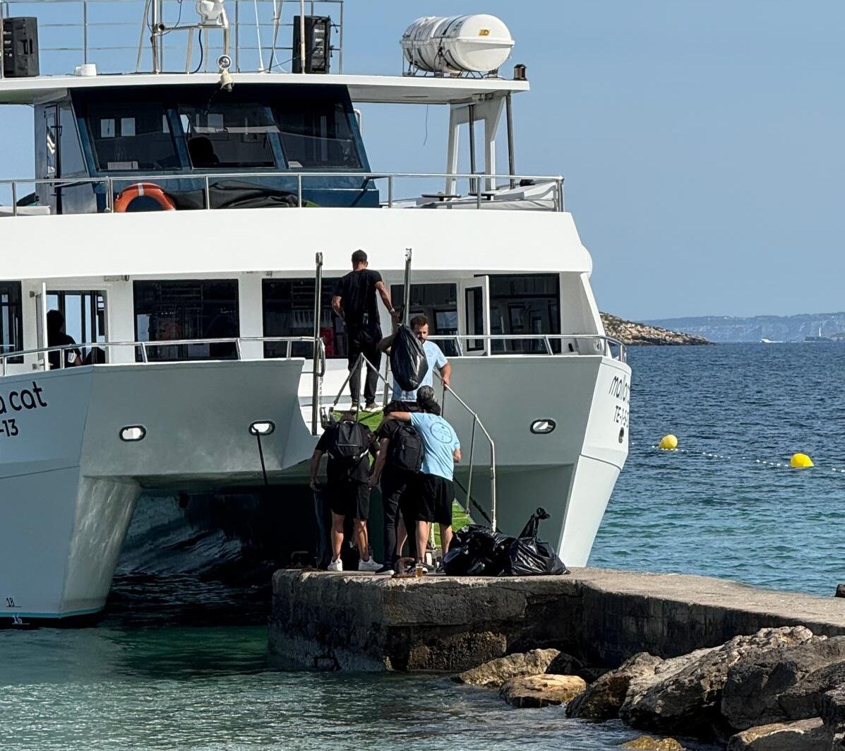 Imagen de uno de los 'party boat'