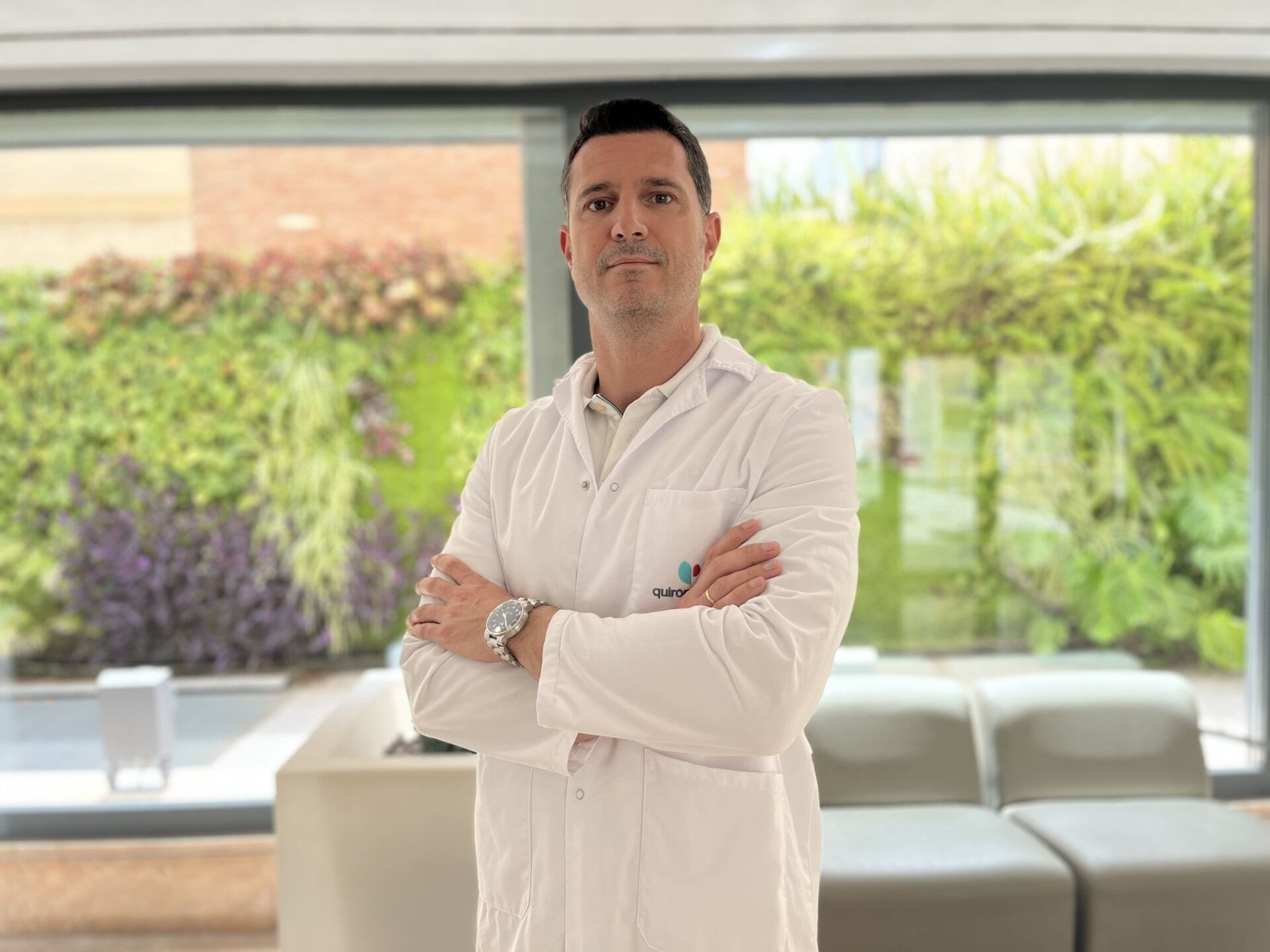 El doctor Juan Leal, especialista en urología del Hospital Quirónsalud Sagrado Corazón