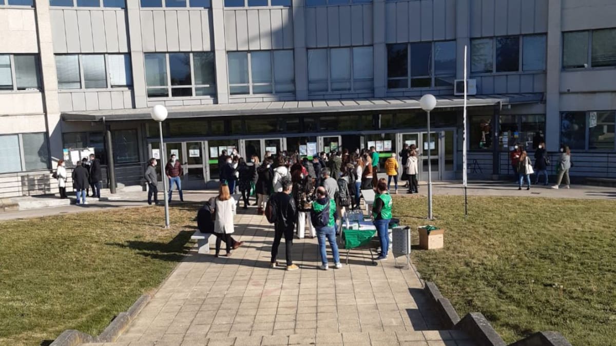 62 opositores abren el calendario de exámenes de especialidades que se celebra en Ponferrada hasta junio