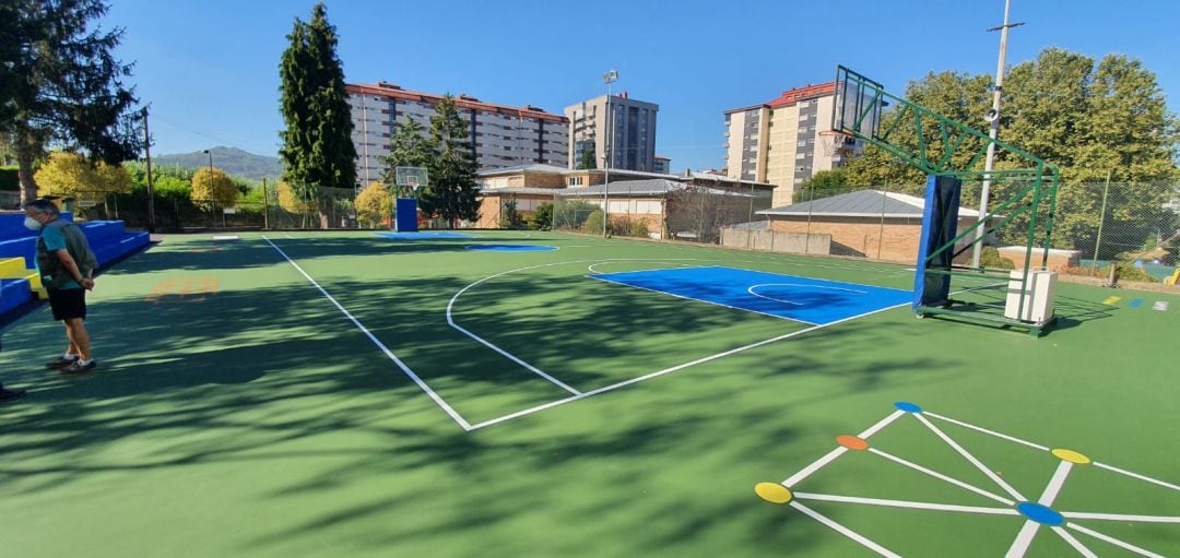 La pista deportiva del Seis do Nadal tras la reforma del Concello de Vigo