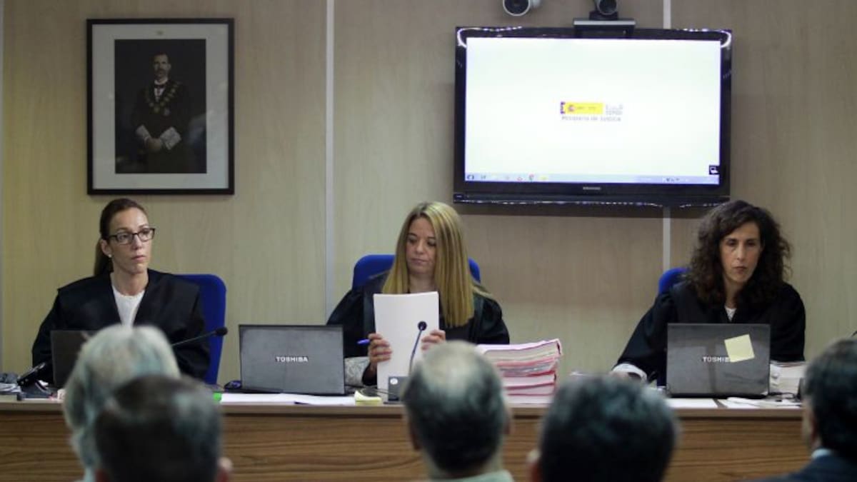 La presidenta desluce el caso Nóos