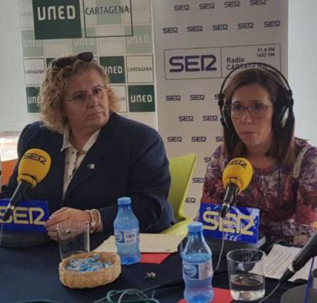 Foto de archivo. Hoy por hoy Cartagena desde la UNED Cartagena con María Luisa Martínez, directora de la UNED en Cartagena y Ana Belén Castejón, alcaldesa de Cartagena.