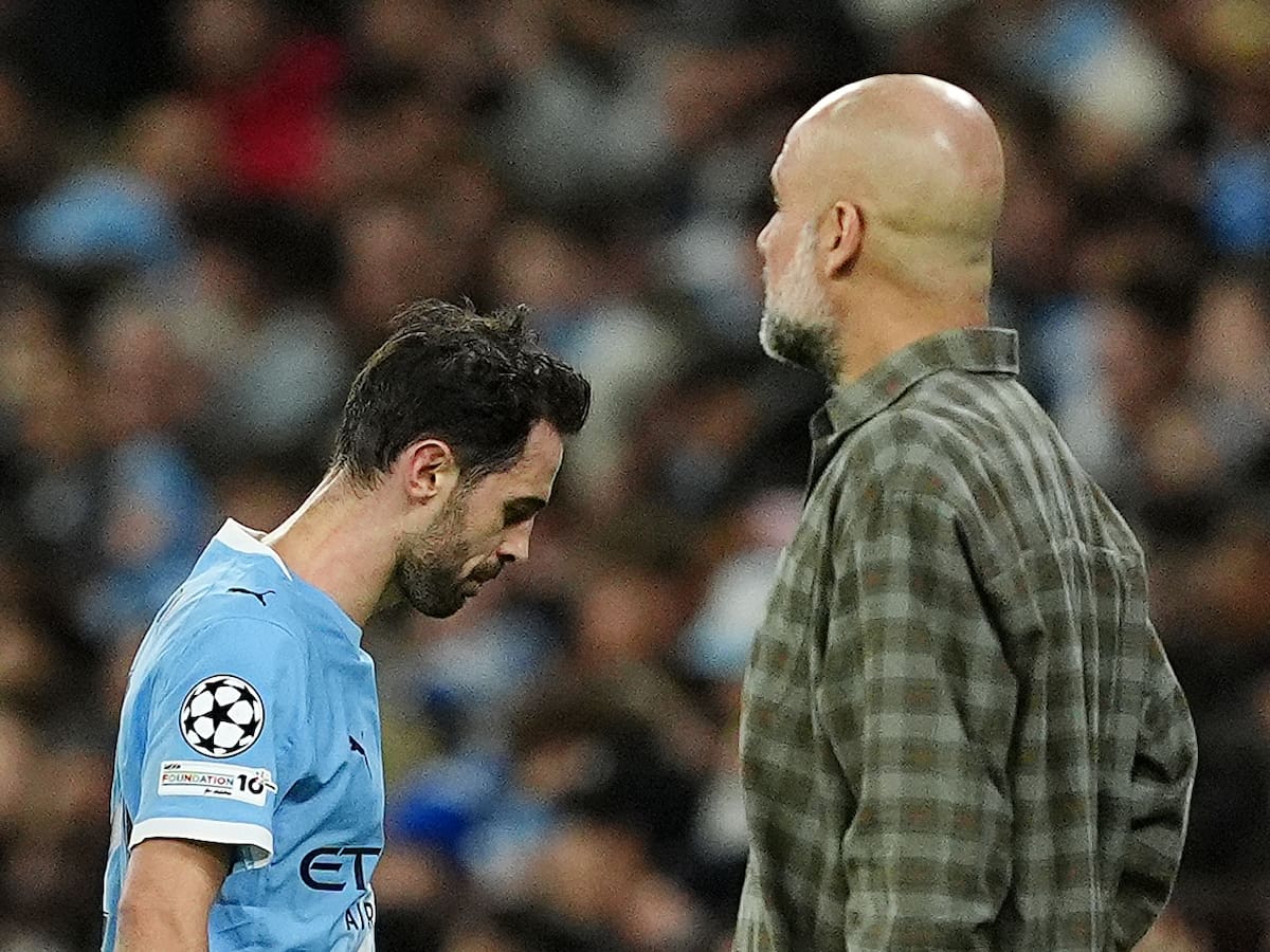 Guardiola pone en suspenso la marcha de Bernardo Silva: "A mí no me ha dicho nada"