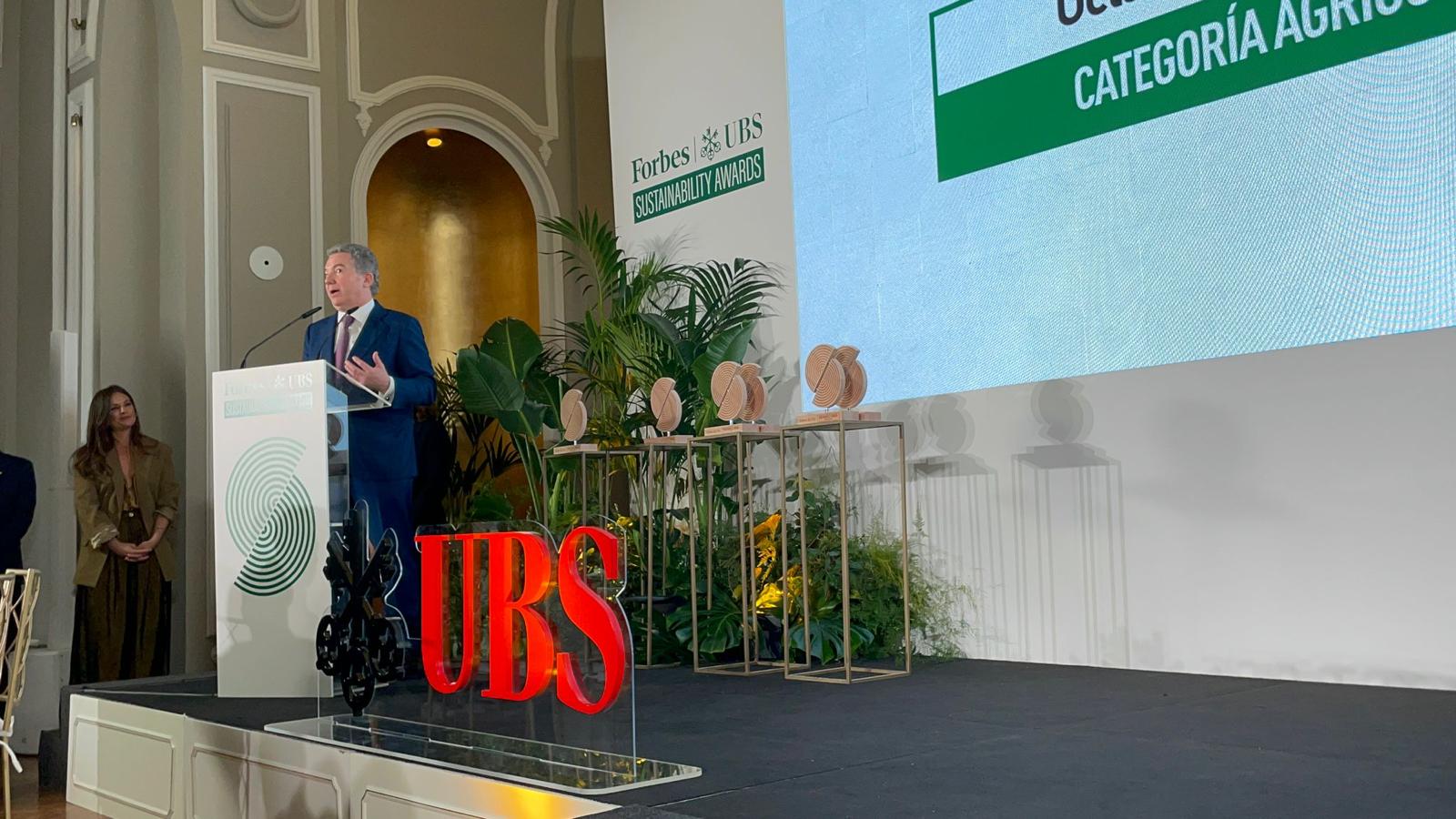 El CEO de Octaviano Palomo recoge el premio Forbes-UBS Sustainability 2024