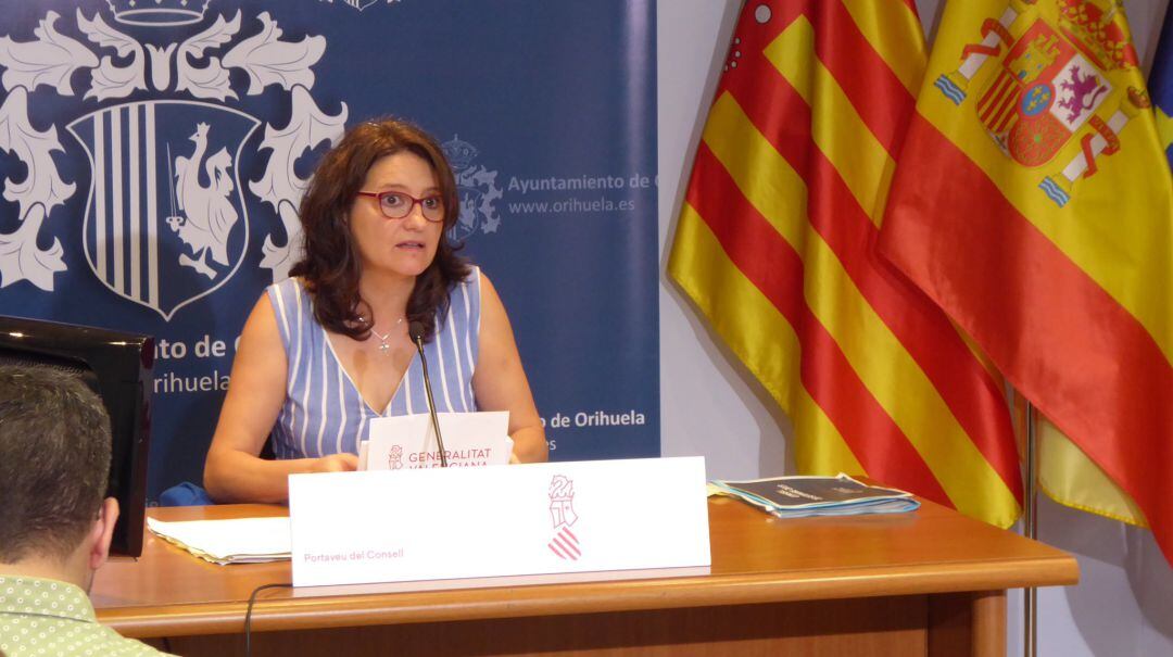 El pleno del Consell de este viernes se ha celebrado en el Ayuntamiento de Orihuela