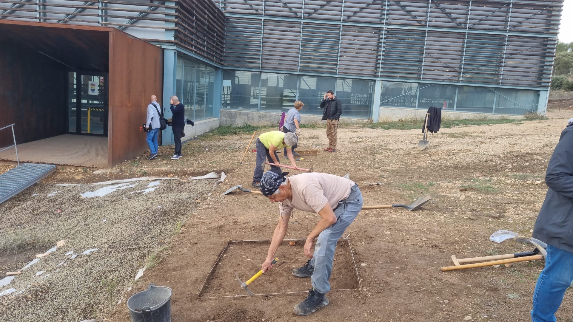 Un taller de empleo trabaja en la adecuación de los espacios del recinto visitable de Noheda.